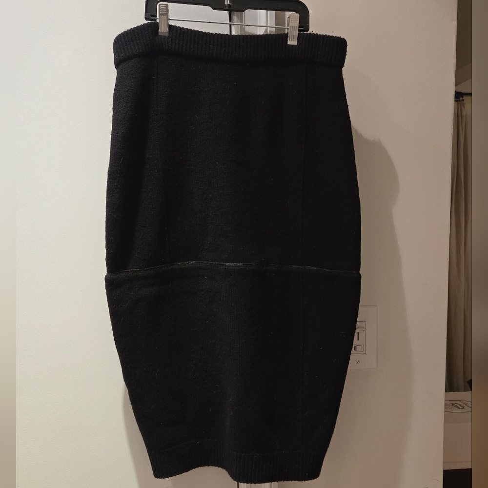Helmut Lang Zippered Black/Silver Wool Midi Skirt With Logo Detail Sz M
